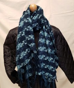 Női, őszi, kockáskék színű kendő, sál