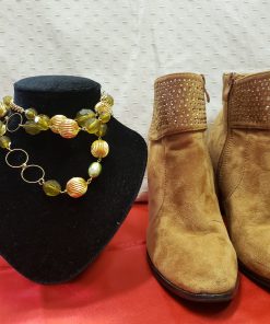 Női velúr bokacsizma 38-as