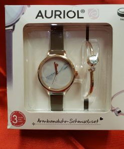 Női karóra karpereccel